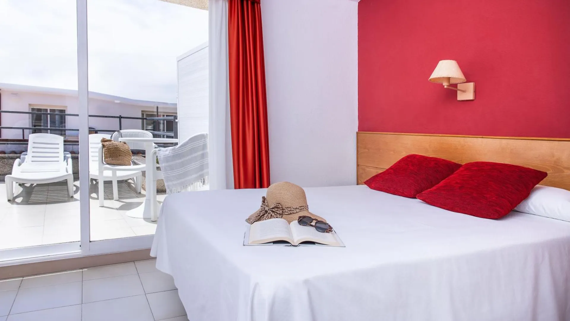 Rvhotels Mar De Tossa トッサ・デ・マール 3*,  スペイン