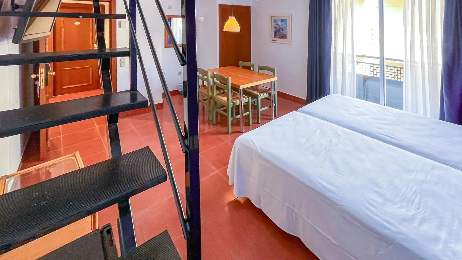 Rvhotels Mar De Tossa Tossa de Mar 3*,  İspanya