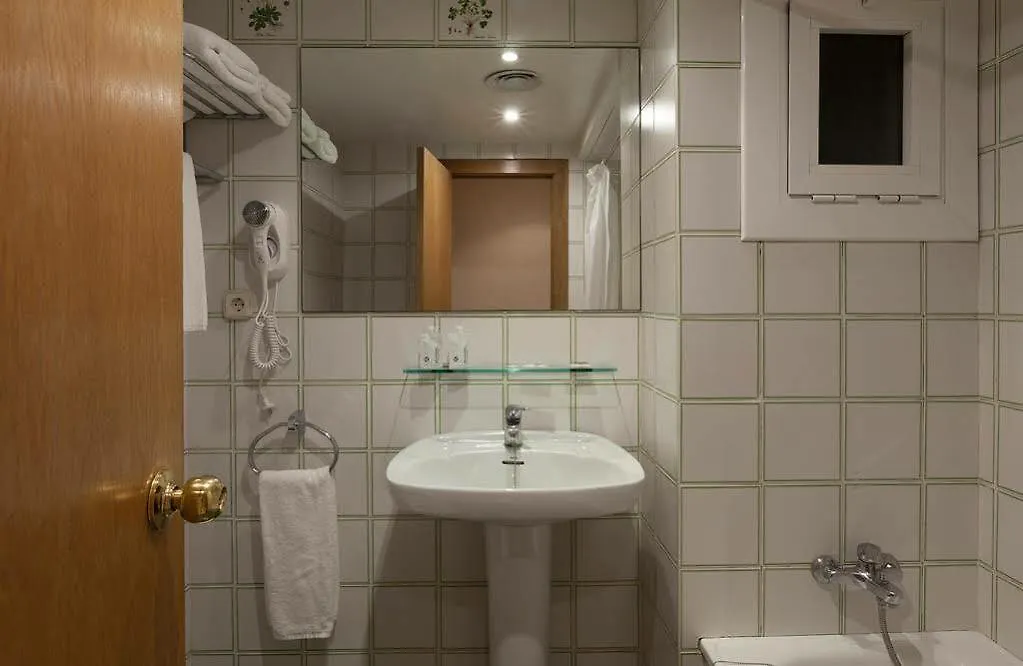 *** Hotel Rvhotels Mar De Tossa Tossa de Mar Spain